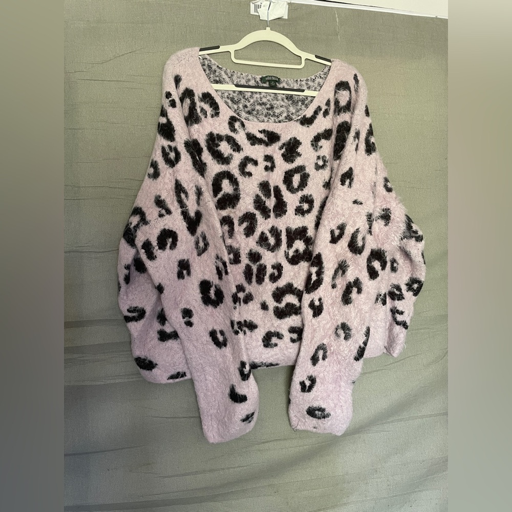 Wild Fable Cheetah Print Fuzzy Sweater